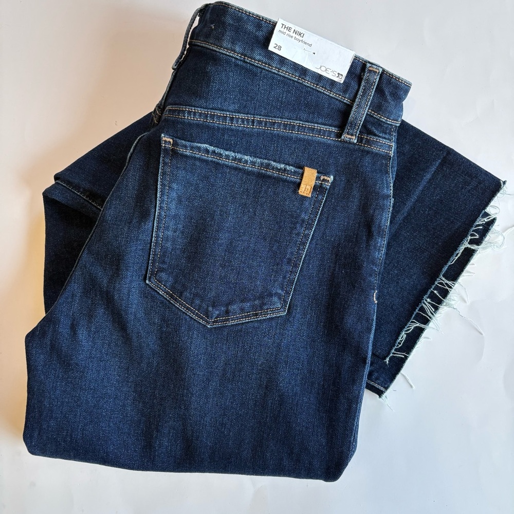 Joe's Women's 28 The Niki Mid Rise Boyfriend‎ Jeans Dark Wash Raw Hem Distressed